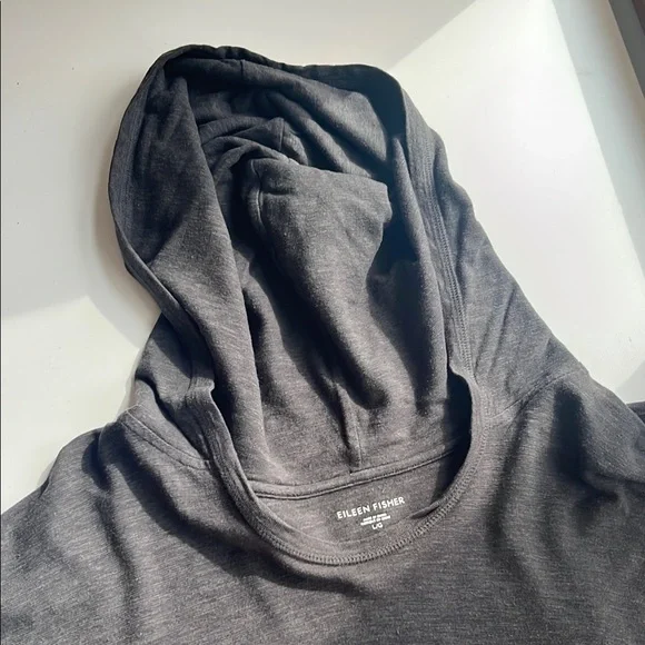 Eileen Fisher Gray Hooded Top - Picture 4 of 5